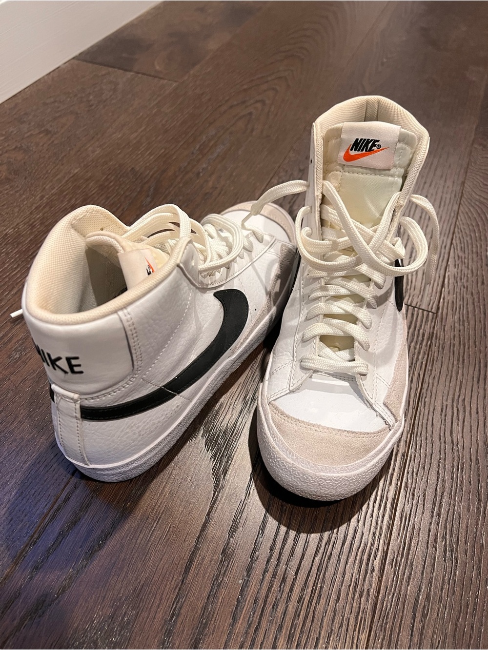 Nike Blazer mid ‘77 kids size 7Y